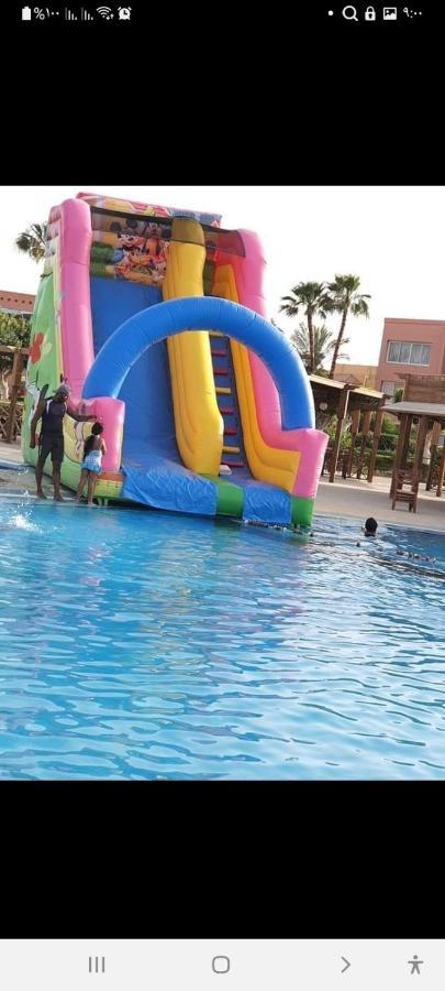 شاليه فرش فندقي بقرية بالميرا بيتش العين السخنه للعائلات Ain Sukhna Esterno foto